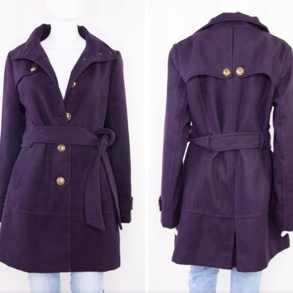 Marvin Richard’s G-Iii Apparel Group Trench Coat